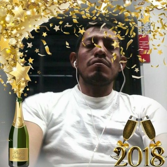 Meet your Posher, Carlos - Picture 1 of 1